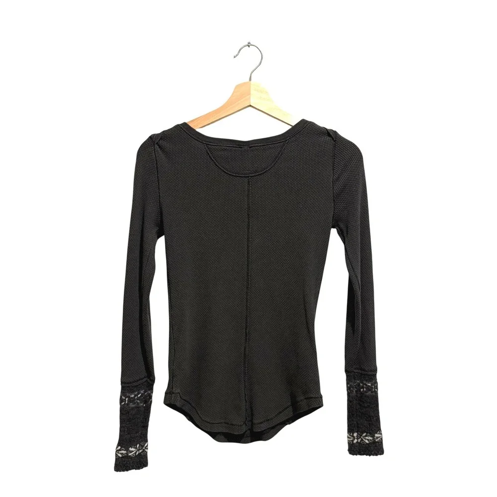 Free People Black Waffle Knit Thermal Top Size‎ Small